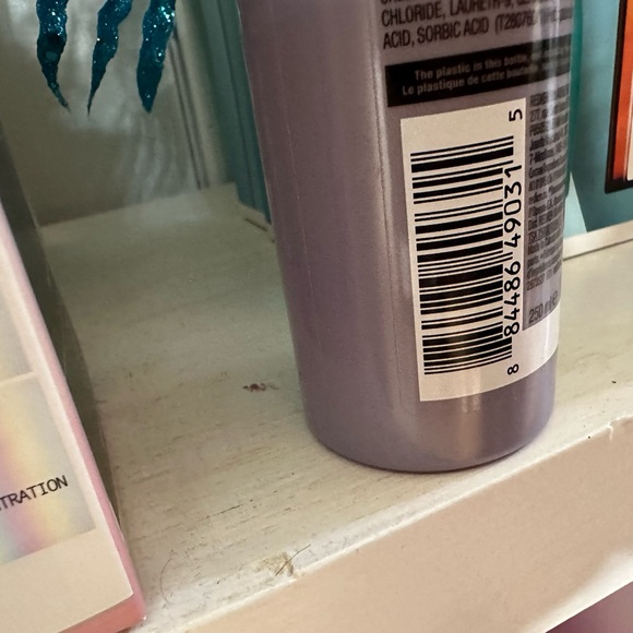 3 produits  ….Shampoo , revitalisant et traitement Redken blindage high bright - Picture 5 of 12